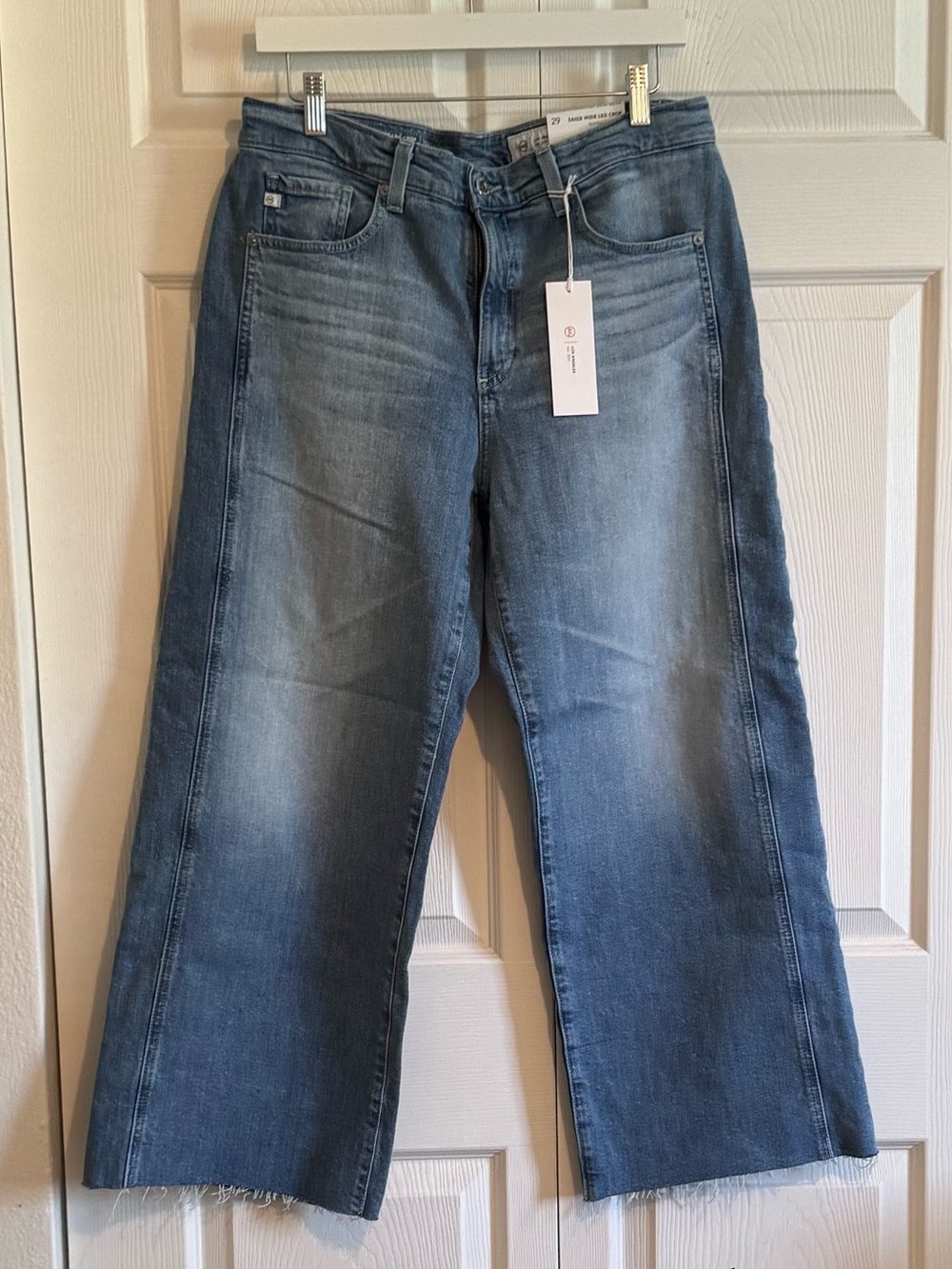 AG Adriano Goldschmied Mid-Blue Wide-Leg Cropped Jeans